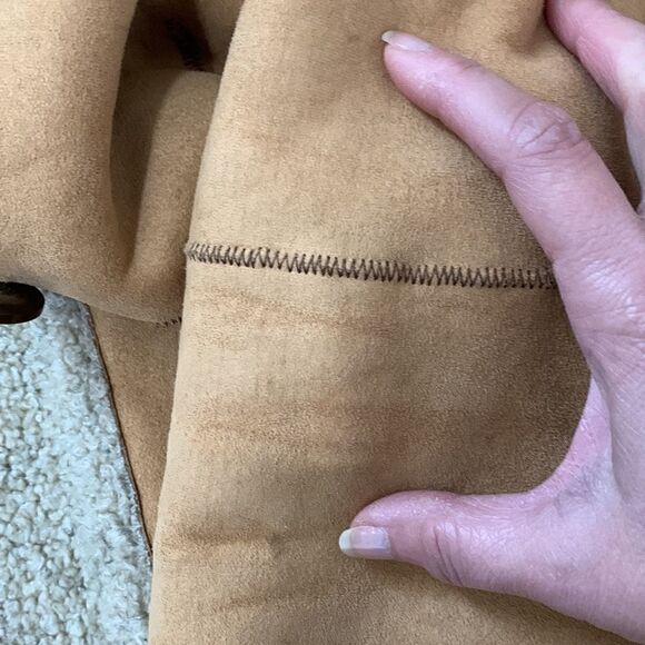 Telluride Clothing Co Camel Faux Shearling Coat With Embroidery At Cuffs Size M - Picture 13 of 17